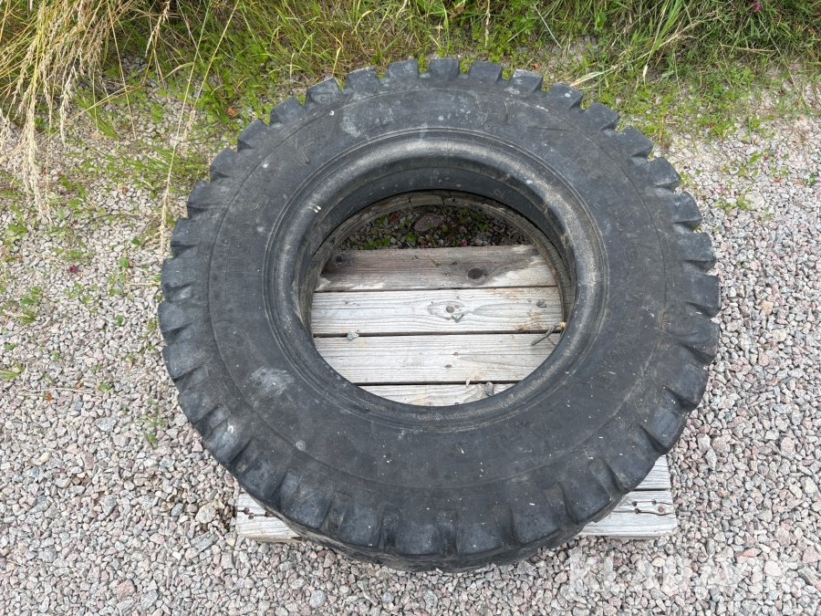 Entreprenaddäck Mitas EM-23 10.00-20