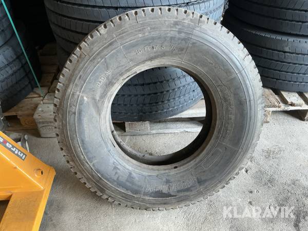 Lastbilsdäck Michelin 10R17.5 1st