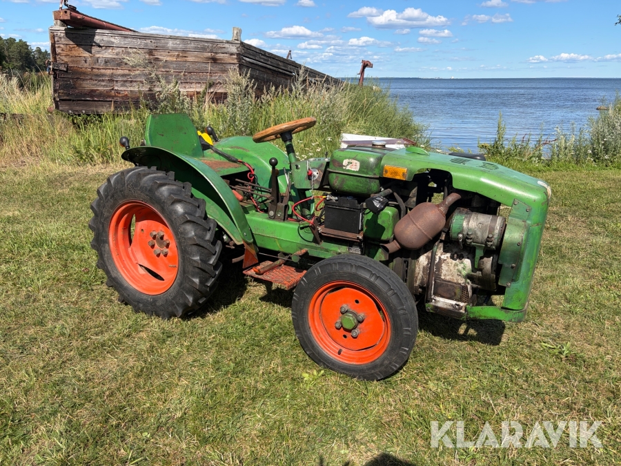 Traktor Agria 4800