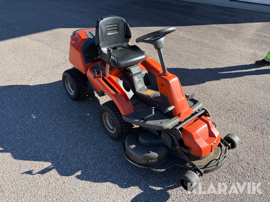 Gräsklippare Husqvarna R 216 AWD