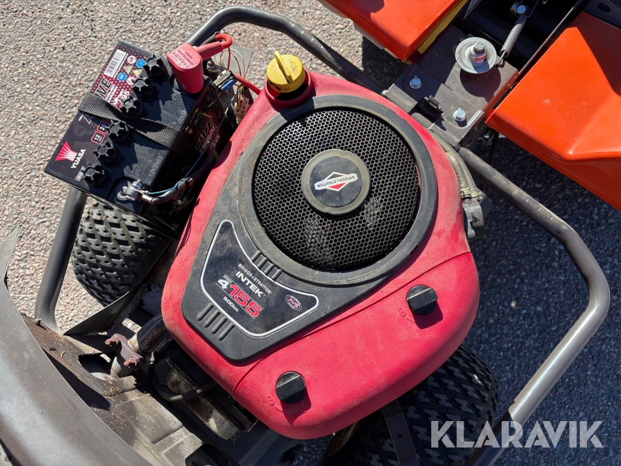 Gräsklippare Husqvarna R 216 AWD