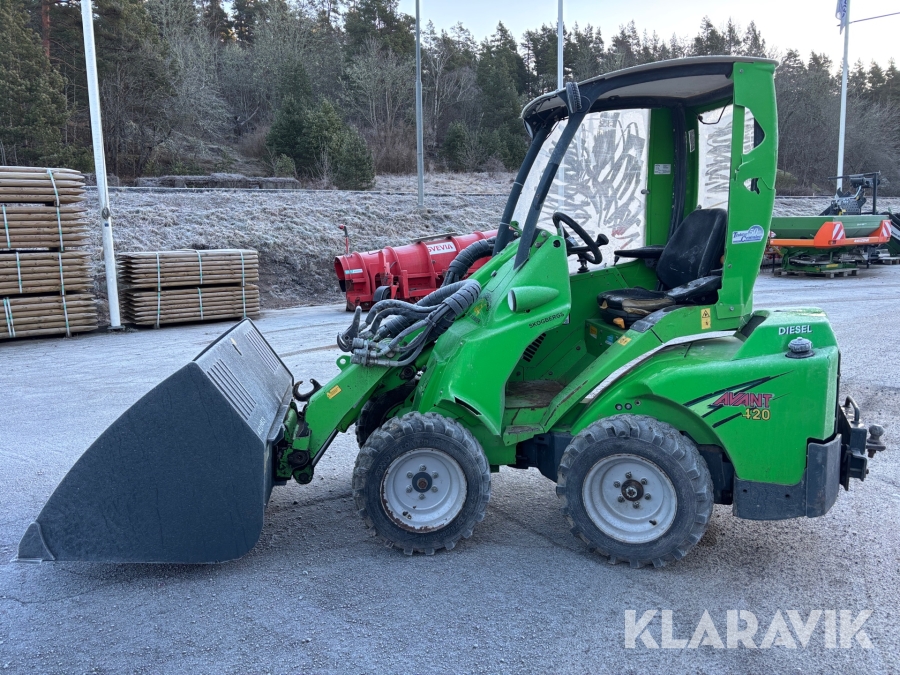 Hjullastare Avant 420 med skopa