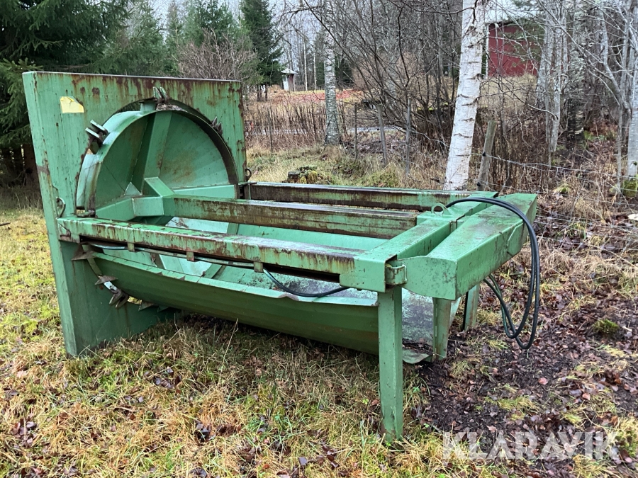 Hydraulisk rundbalsskärare Neuero