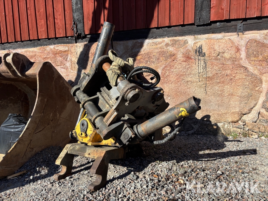 Tiltrotator Engcon fäste B20