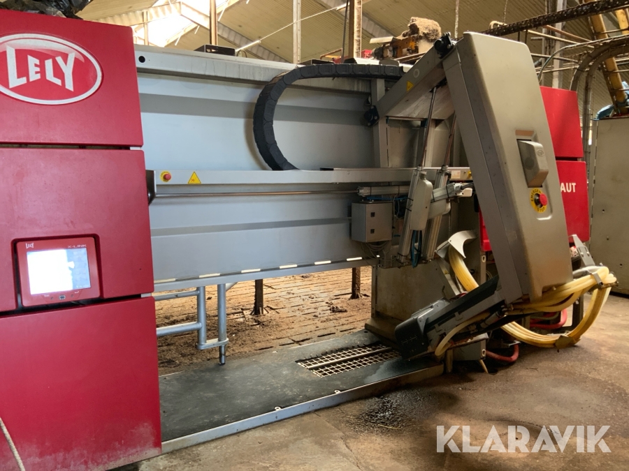 Komplett mjölkanläggning Lely Astronaut A3 Next 2st vänster med tank 9m3