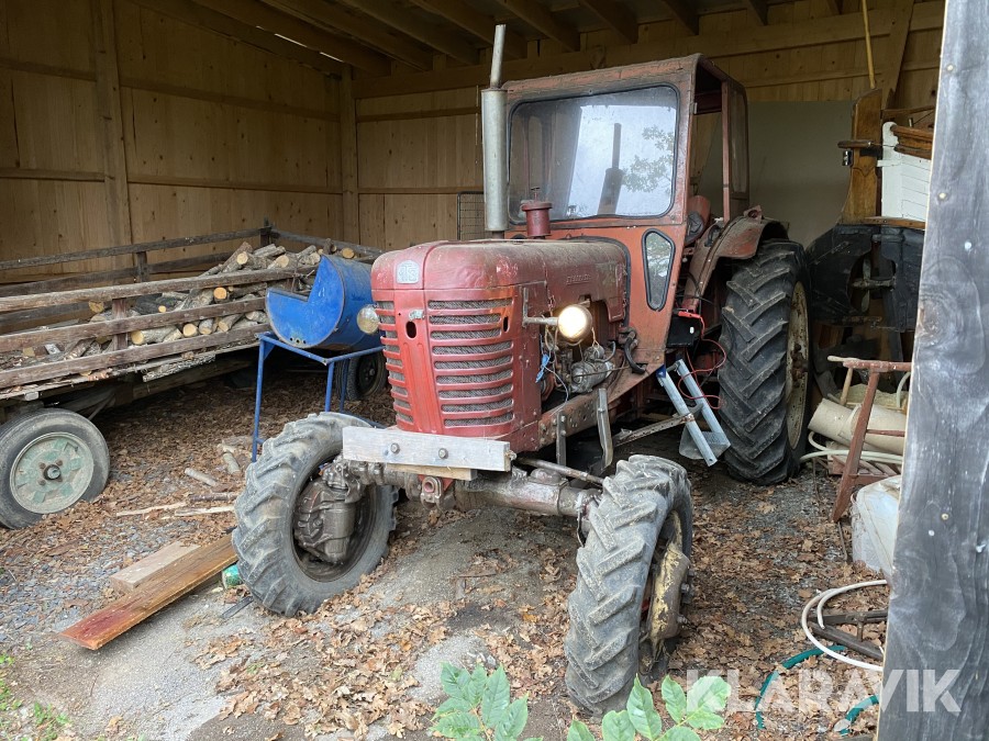 Veterantraktor Belarus MT3-52 4WD