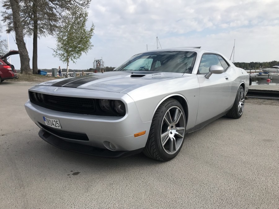 Dodge Challenger SRT8