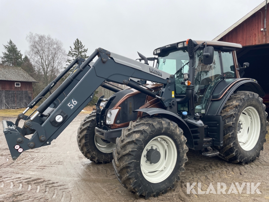 Traktor Valtra N123 HiTech 5 med frontlastare