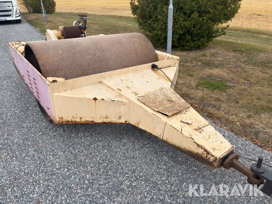 Vält bogserande Dynapac 6t