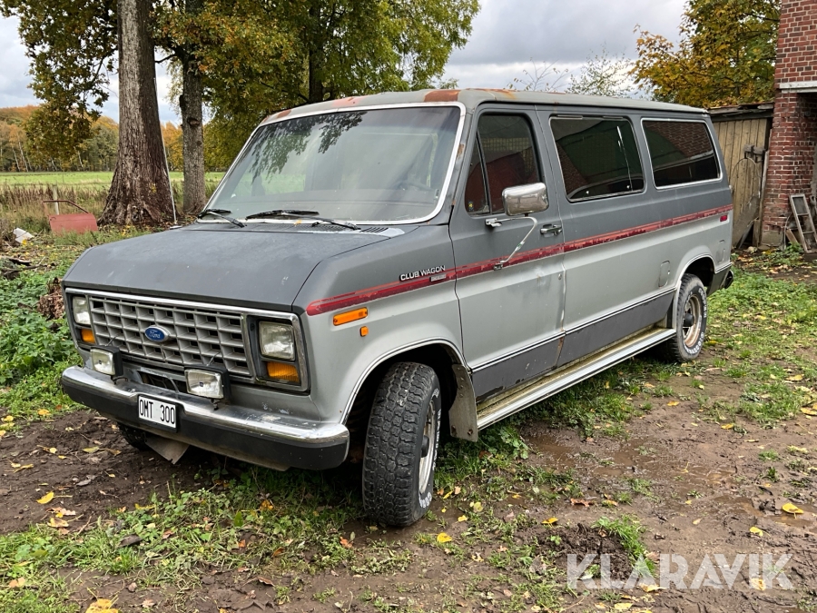 Veteranbil Ford E 150 Club Wagon