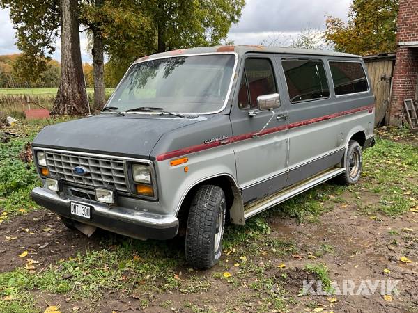 Veteranbil Ford E 150 Club Wagon