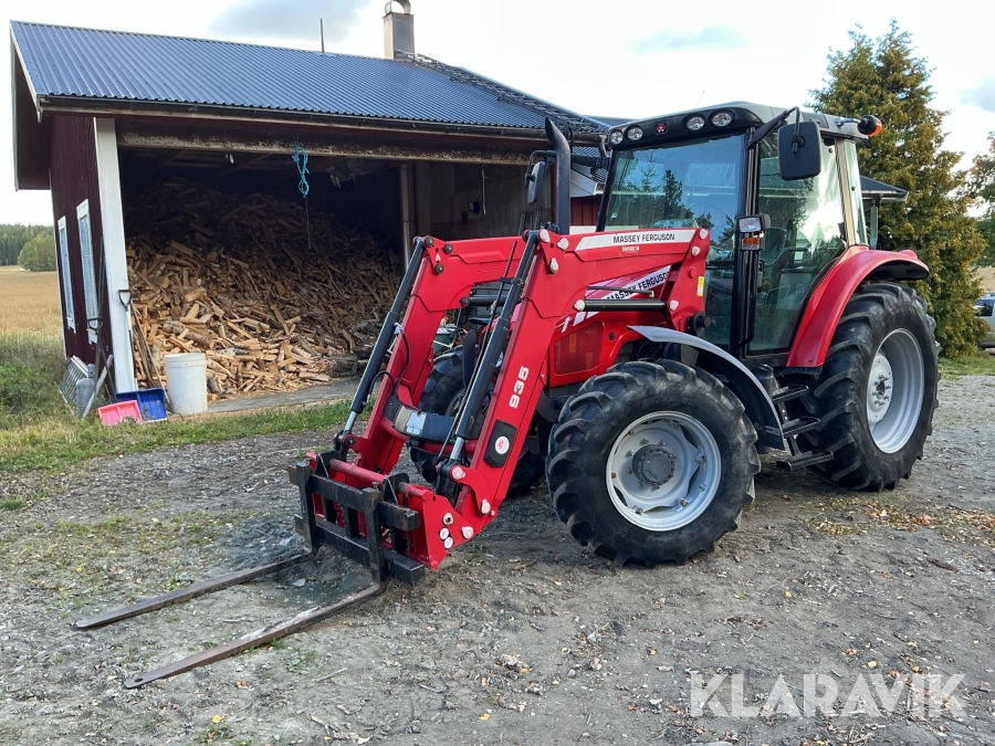 Traktor Massey Ferguson 5435 Dyna-4 med lastare