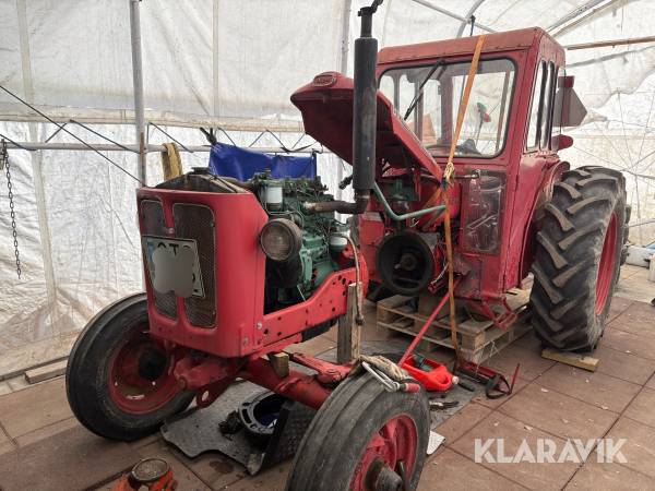 Traktor Bolinder-Munktell / Volvo BM 320 