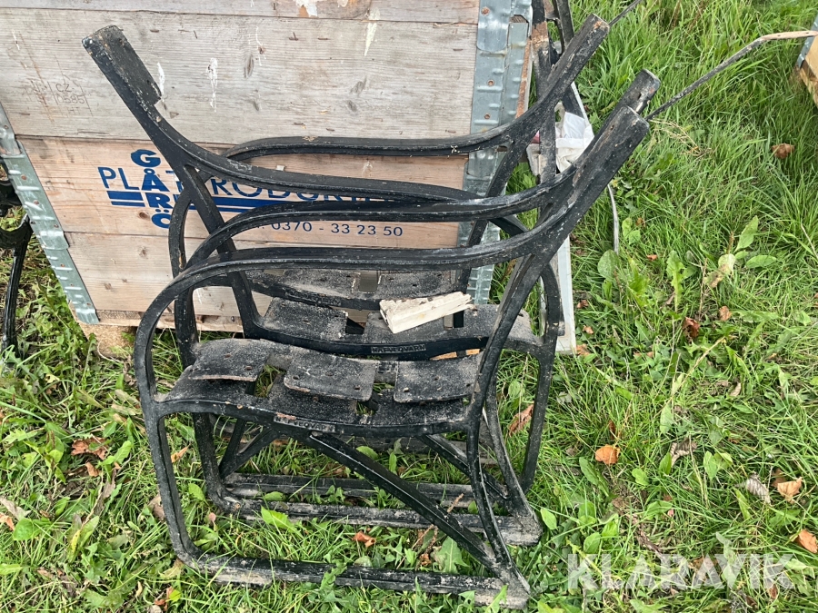 Gavlar till parkbänk Nafveqvarn