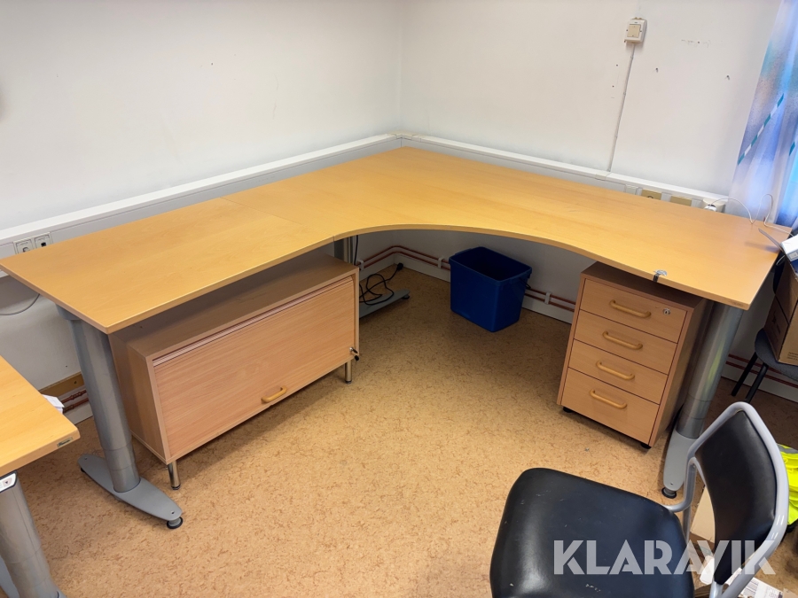 Höj & sänkbart skrivbord Kinnarps
