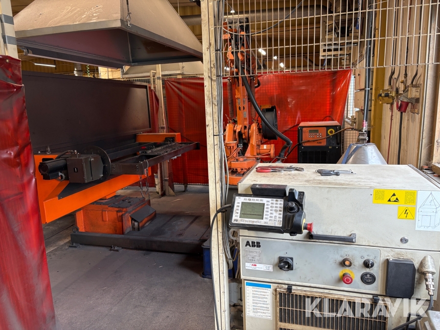 Svetsrobot ABB IRB 1400 M97A med vändbord & utsug