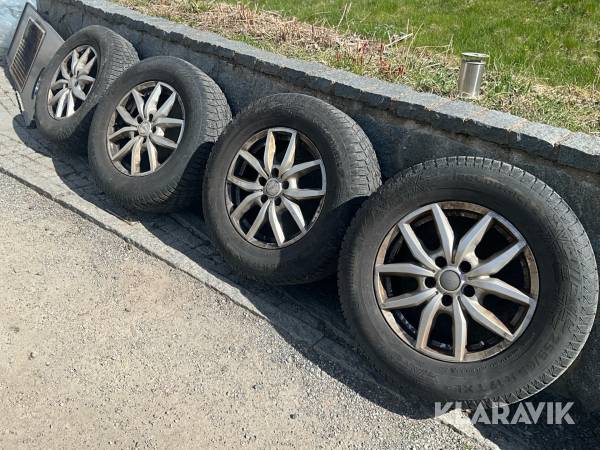 Däck på fälg Denzen 17tum 255/65-17