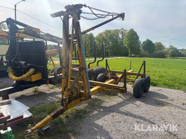 Skogsvagn Moheda med star vajerkran
