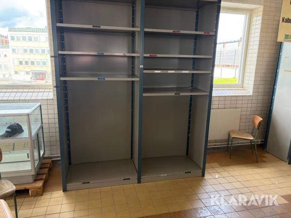 Lagerhylla med hyllplan