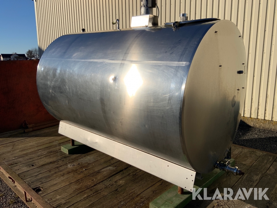 Rostfri tank Wedholms 2500 liter