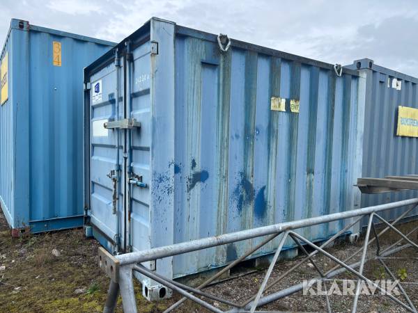 Container  8
