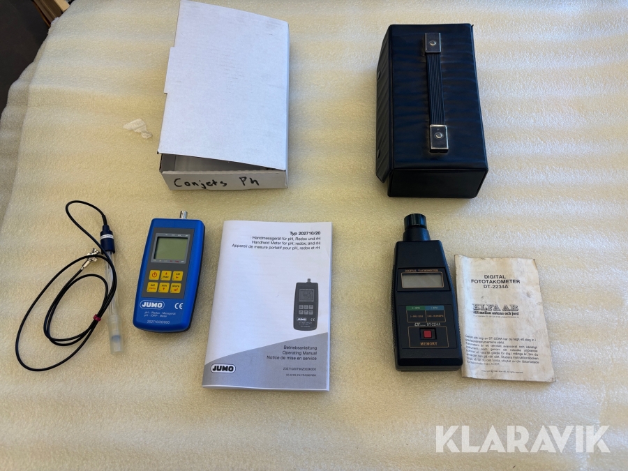 Parti med mätinstrument Jumo, Elfa 202710/20, DT- 2234A
