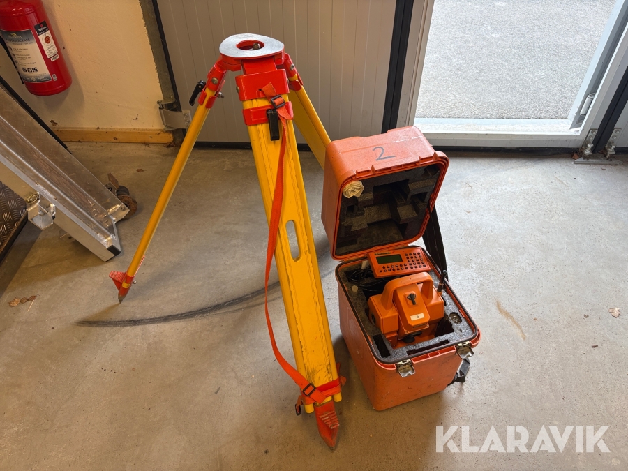 Mätverktyg Geodimeter GDM 640 S 571 202 003 med stativ