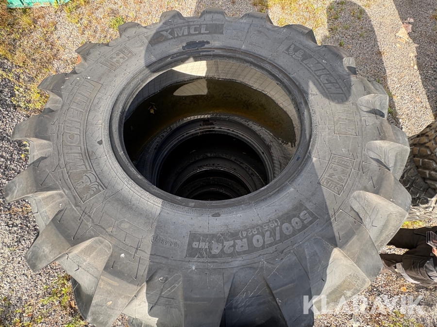 Lastmaskinsdäck Michelin X MCL 500/70R24 IND 4st