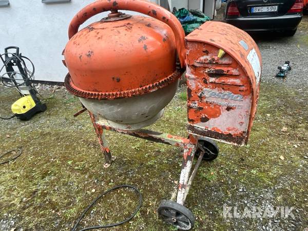 Cementblandare Lescha