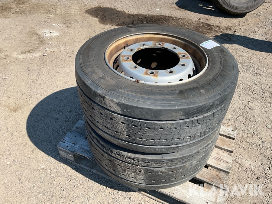 Lastbilsdäck Michelin X multi 355/50R22,5 2st