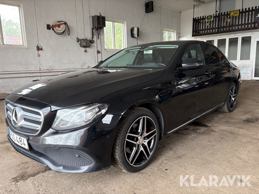 Mercedes-Benz E 220 D