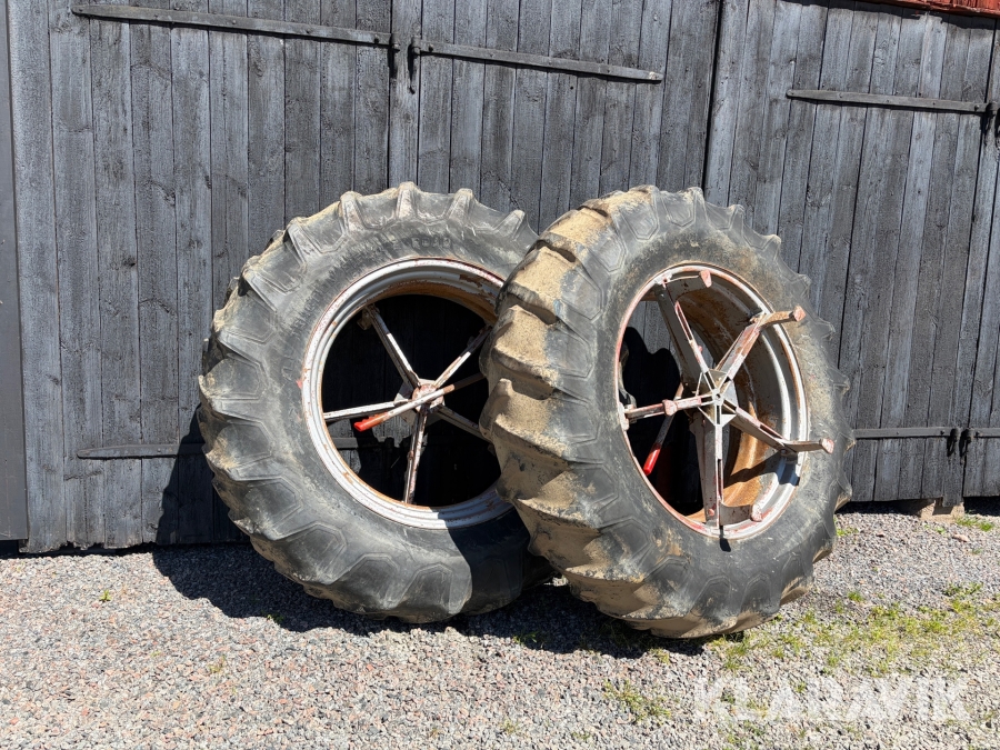 Traktordäck Firestone All traction field & road