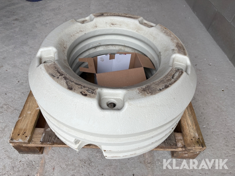 Hjulvikter Valtra 80kg 4st med bultar