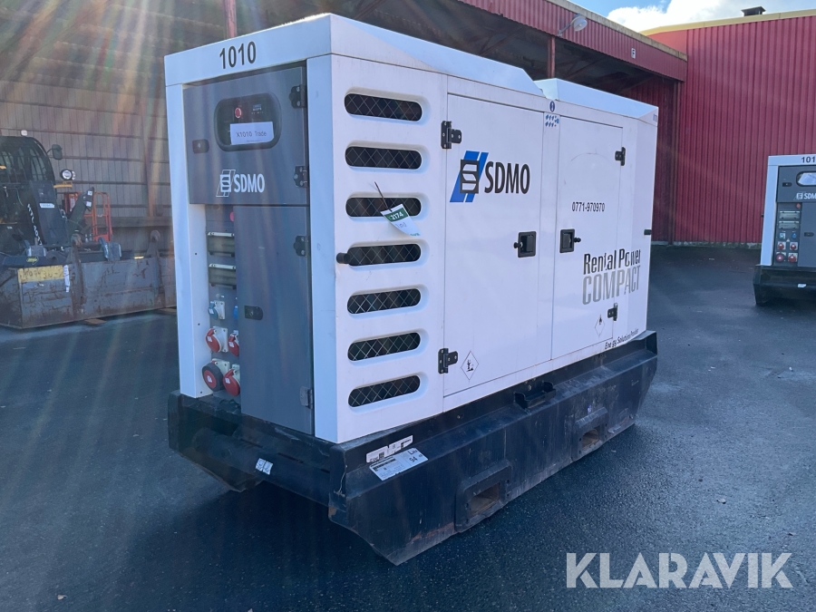 Elverk SDMO R110C3