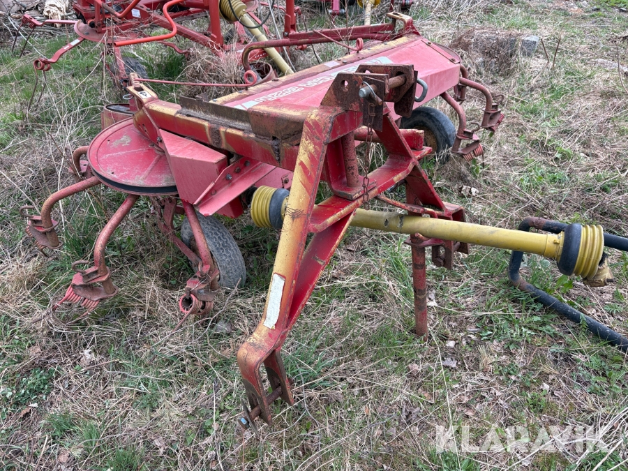 Kombimaskin Strängläggare/hövändare JF CR320