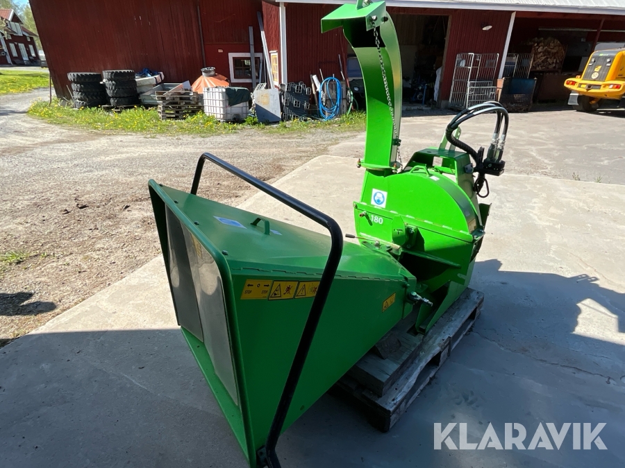 Flistugg Avant Farmi Forest Corporation Wood chipper farmi F180