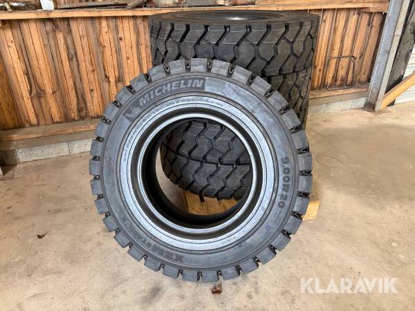 Truckdäck Michelin 9.00R20 5 st
