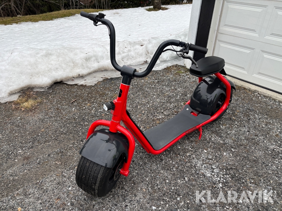 Elmoped Scrooser