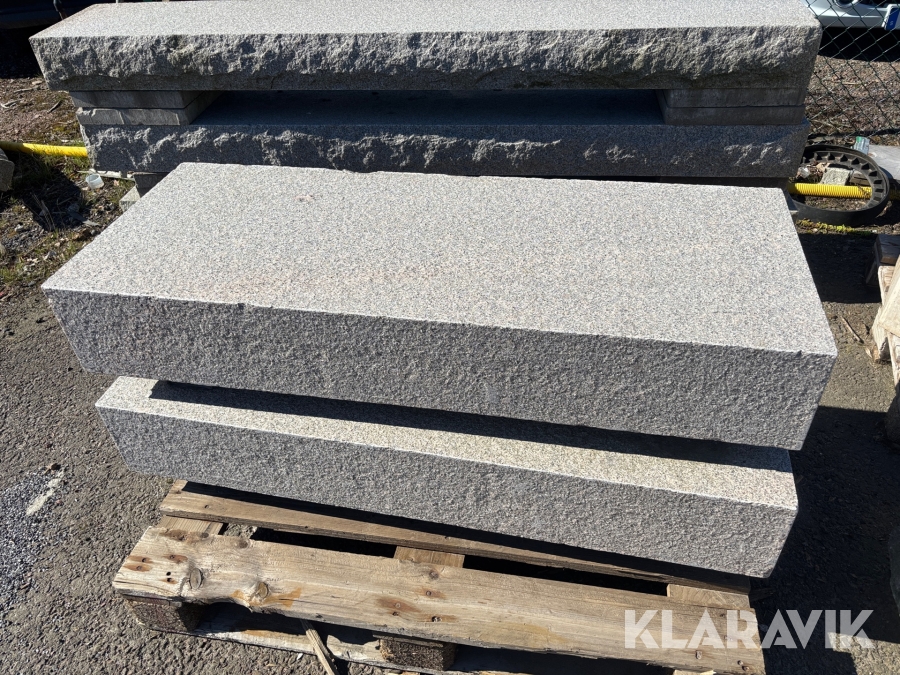 Granithäll 20x50x128cm