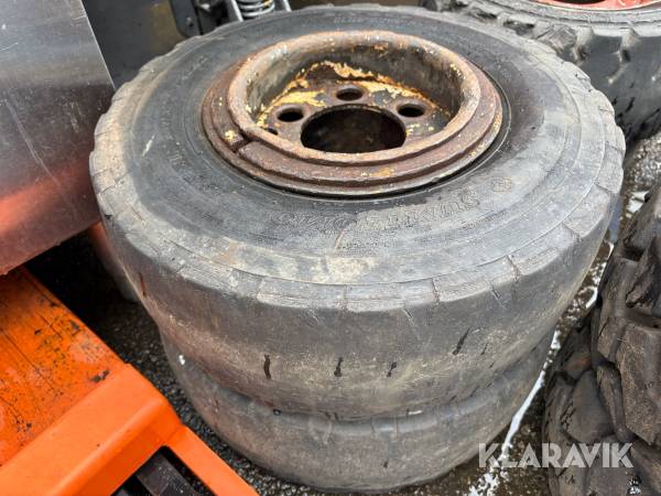 Truckdäck Sumitomo SF 212 M - 21x8-9 2 st
