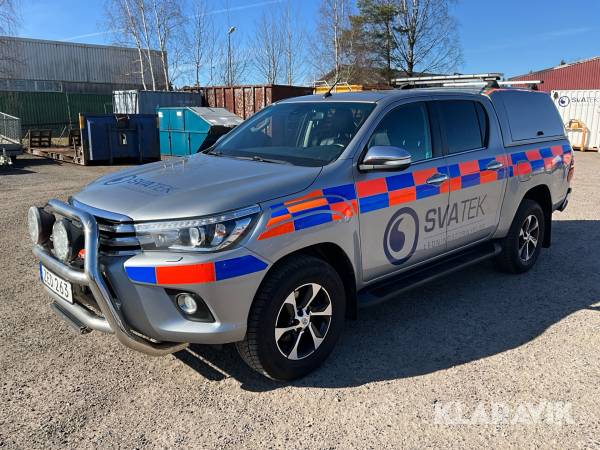 Pickup Toyota Hilux VIII 2.4 D 4WD