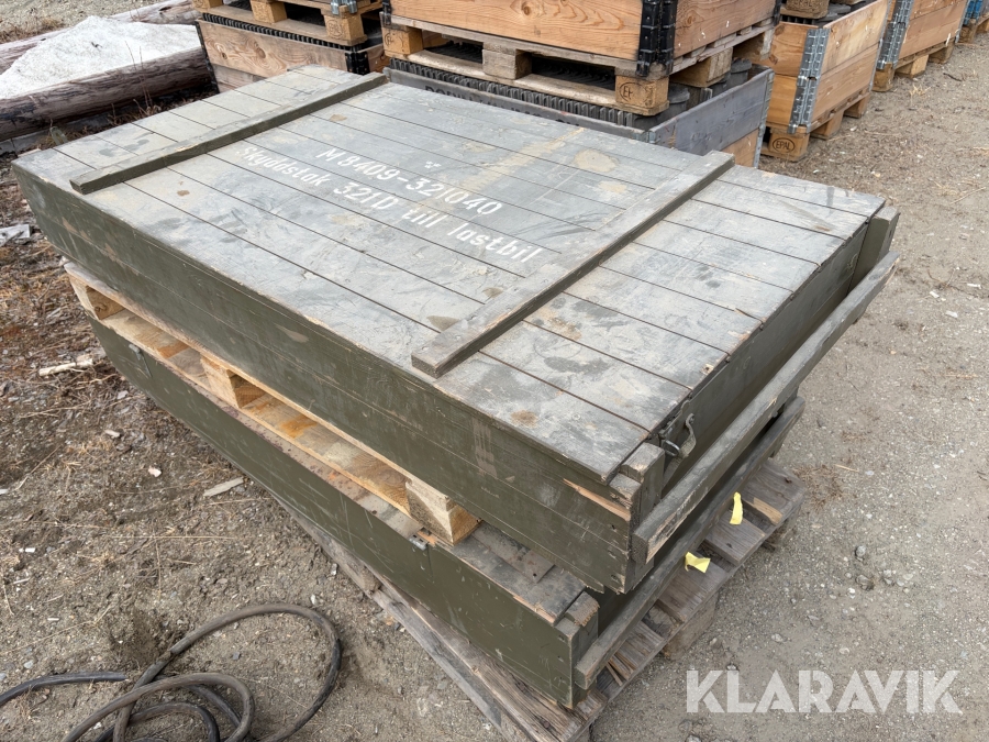 Skyddstak till lastbil och kokbil 321D/ 332B