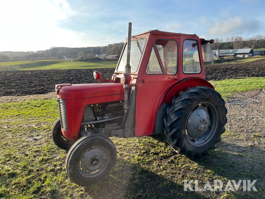 Traktor Massey Ferguson 25