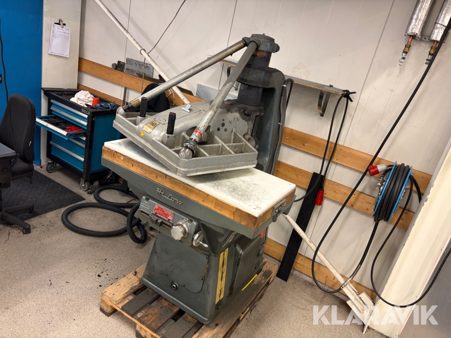 Fräs Vilh.Pedersen 282AM