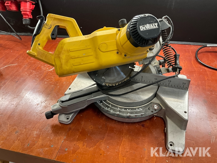 Kap och gersåg Dewalt DW 770 Qs