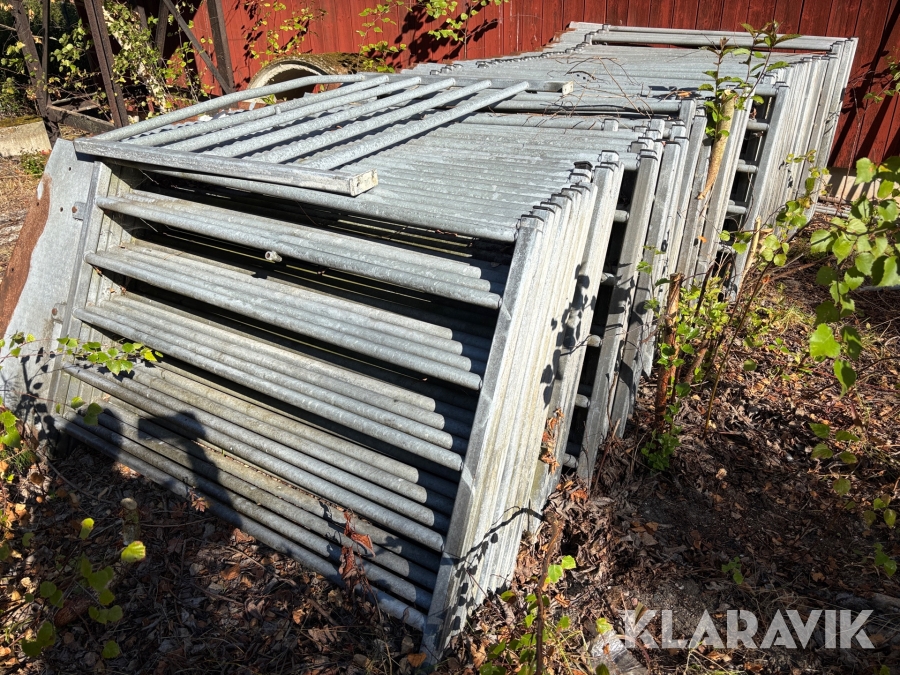 Foderfronter 92st platser sinsuggstall