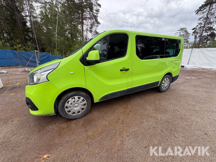 Minibuss Nissan NV300