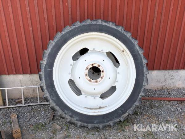 Radodlingshjul BKT 270/95R48. 230/95R36