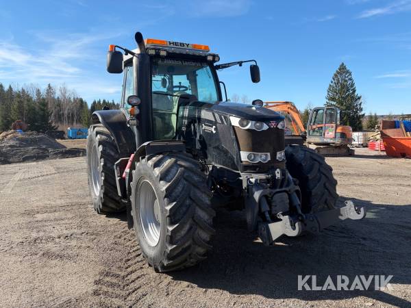 Traktor Massey Ferguson 7718 och dubbelmontage