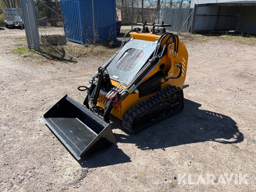 Kompaktlastare/minilastare Mingko MK400 med redskap